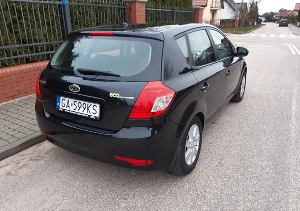 Kia Ceed cena 23999 przebieg: 127190, rok produkcji 2010 z Gdynia małe 29